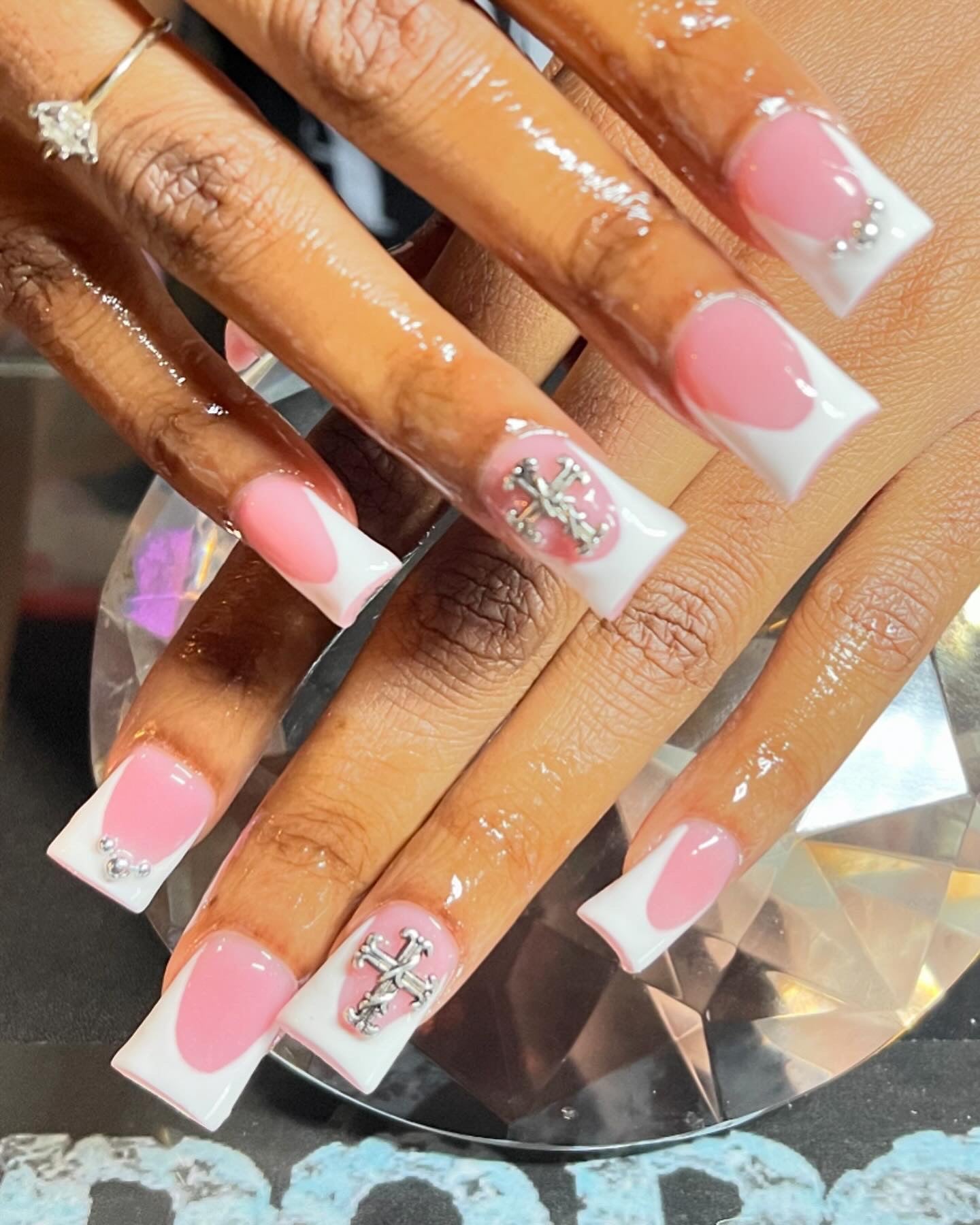 Acrylic Nails - MEDIUM